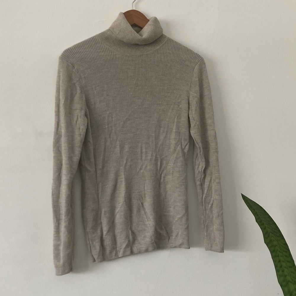 *SOLD* Muji 100% Wool Grey Ribbed Turtleneck